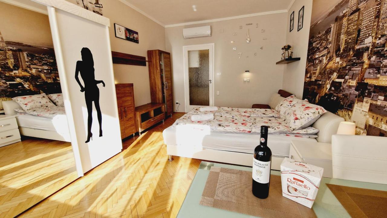 Parliament View Apartment Budapest Bagian luar foto