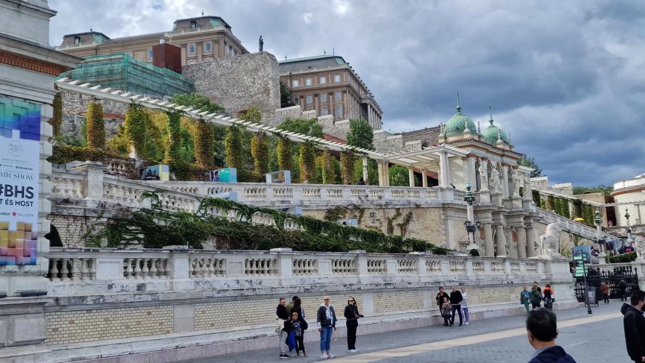 Parliament View Apartment Budapest Bagian luar foto